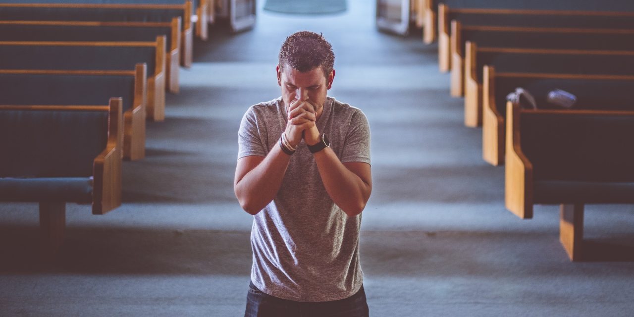 Growing a Church Online: 5 Praise-Worthy Digital Marketing Tips