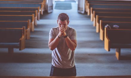 Growing a Church Online: 5 Praise-Worthy Digital Marketing Tips